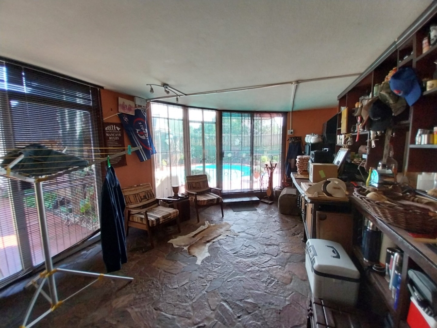 3 Bedroom Property for Sale in Potchefstroom South North West
